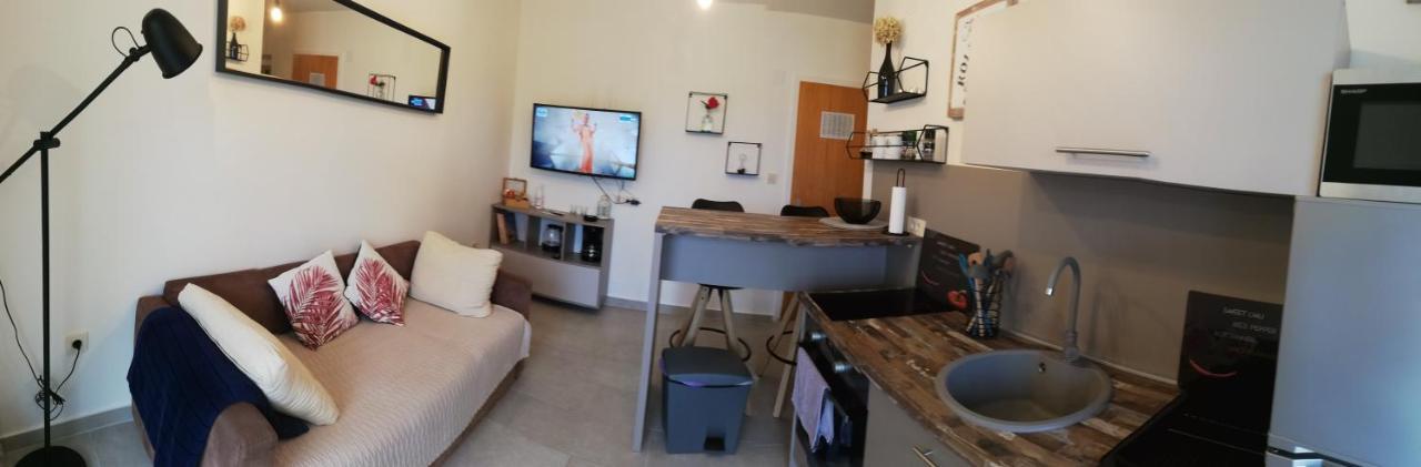 Riviera Rooms And Apartments Palit Extérieur photo