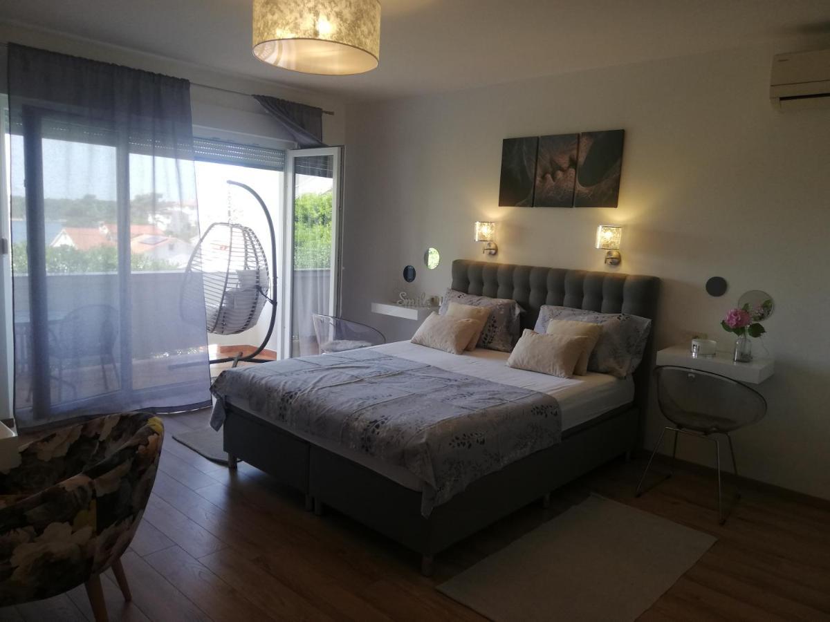 Riviera Rooms And Apartments Palit Extérieur photo